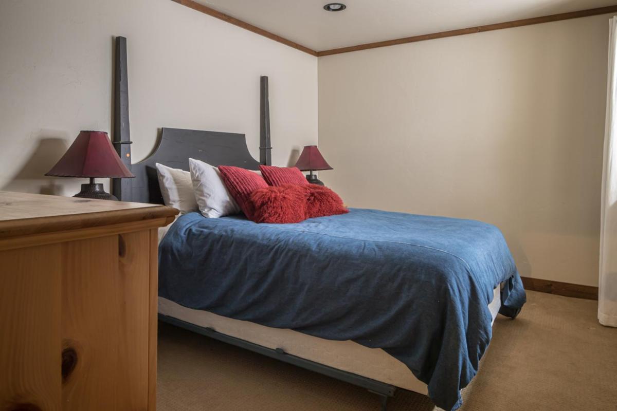 Hobbit House Villa Big Sky Luaran gambar